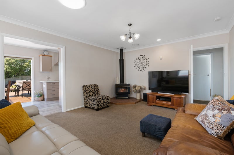 5 Beth Street, Trentham, Upper Hutt - Carousel 2