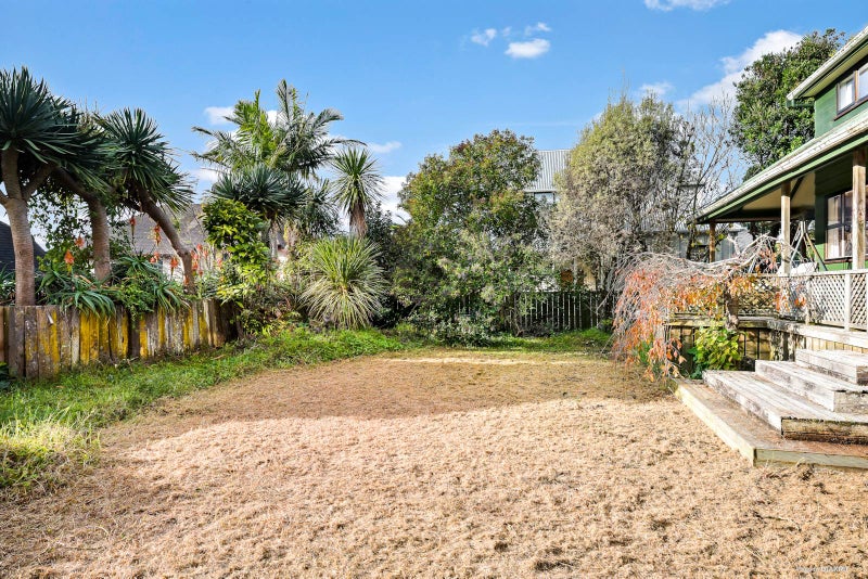 26A Aramoana Avenue, Devonport, Auckland - Carousel 2