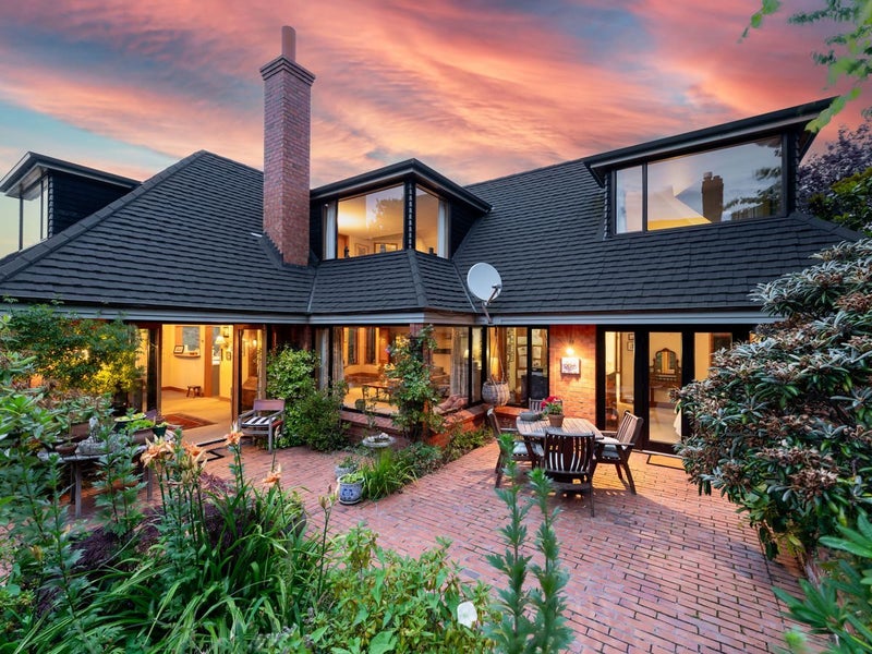 5 Burwood Avenue, Maori Hill, Dunedin - Carousel 1