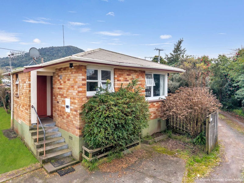 31 Lisa Crescent, Mangakakahi, Rotorua - Carousel 2