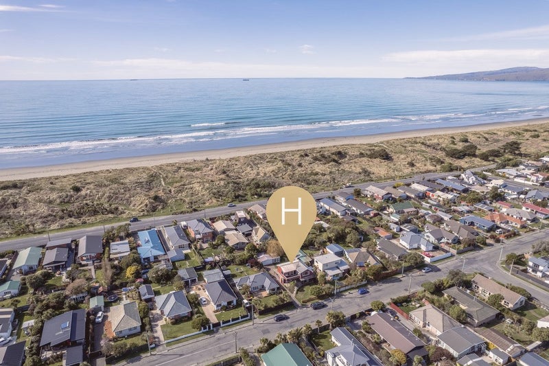 409 Pine Avenue, South New Brighton, Christchurch - Carousel 2