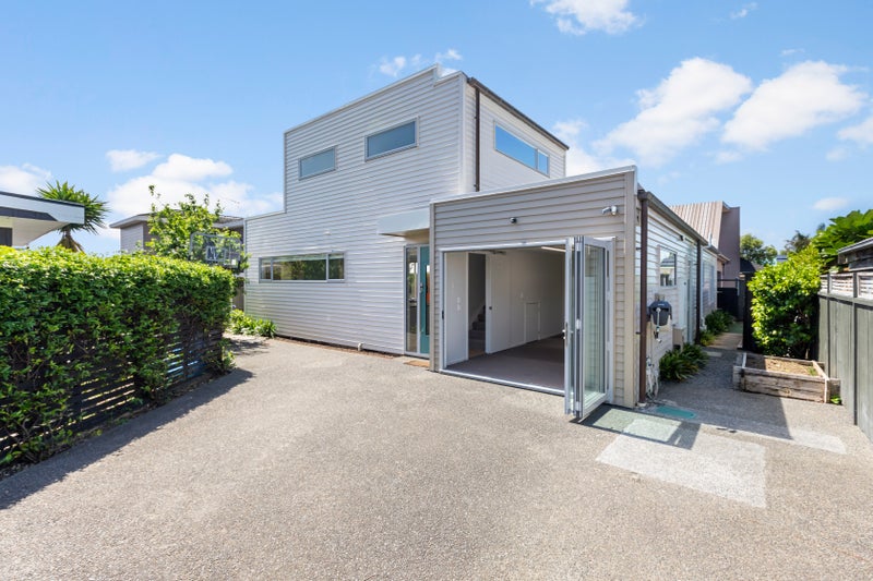 53A Walford Road, Point Chevalier, Auckland - Carousel 2