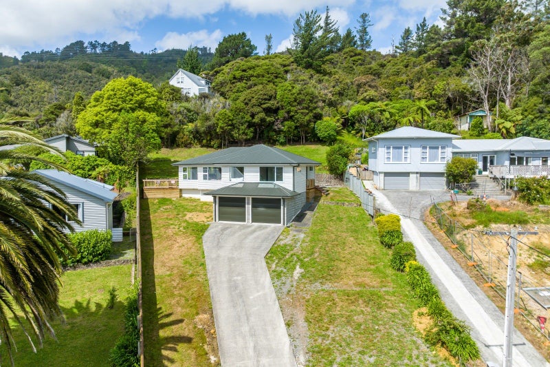 105 Horoeka Street, Stokes Valley, Lower Hutt - Carousel 23