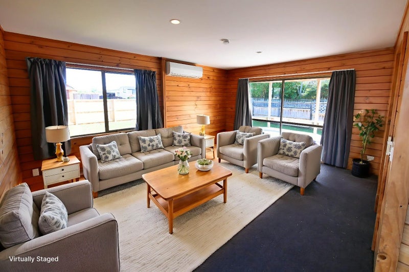 91 St Annes Crescent, Wattle Downs, Auckland - Carousel 2