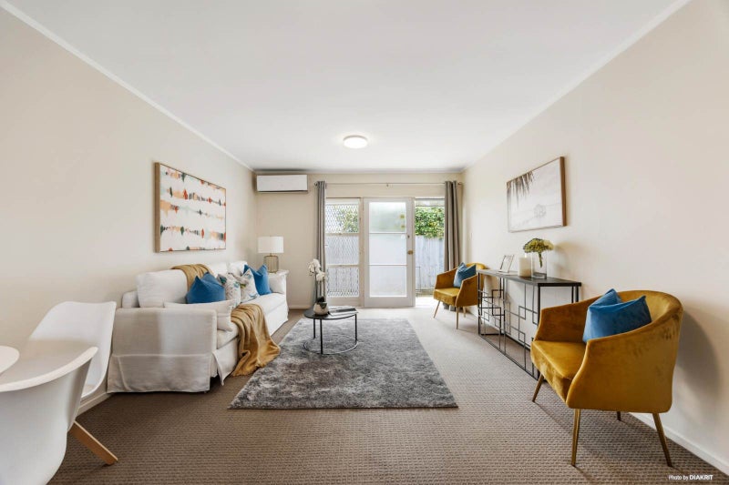 3/12 Viewland Avenue, Onehunga, Auckland - Carousel 2