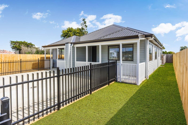 49 Rorotu Avenue, Karaka, Papakura - Carousel 1