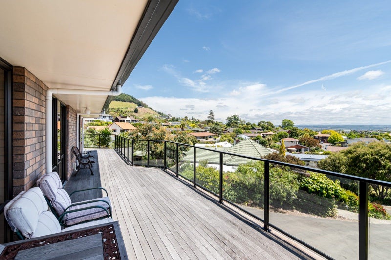 10 Centenary Place, Richmond - Carousel 17