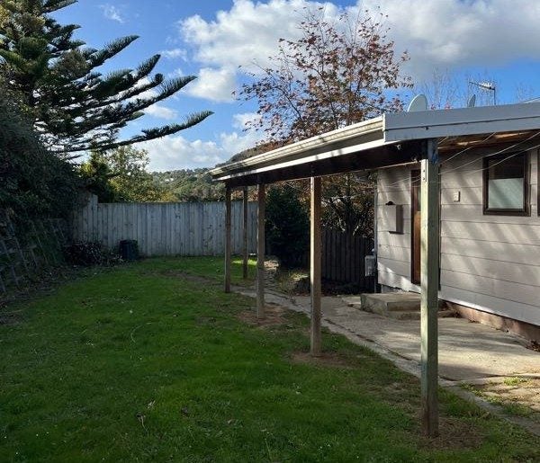 73 Omapere Street, Whitby, Porirua - Carousel 2