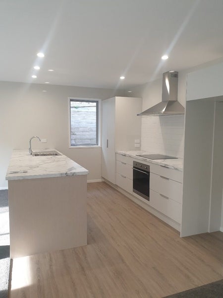 83 Dorset Avenue, Lynmouth, New Plymouth - Carousel 1