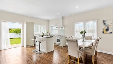 9B Riversdale Road, Avondale, Auckland - Carousel 1