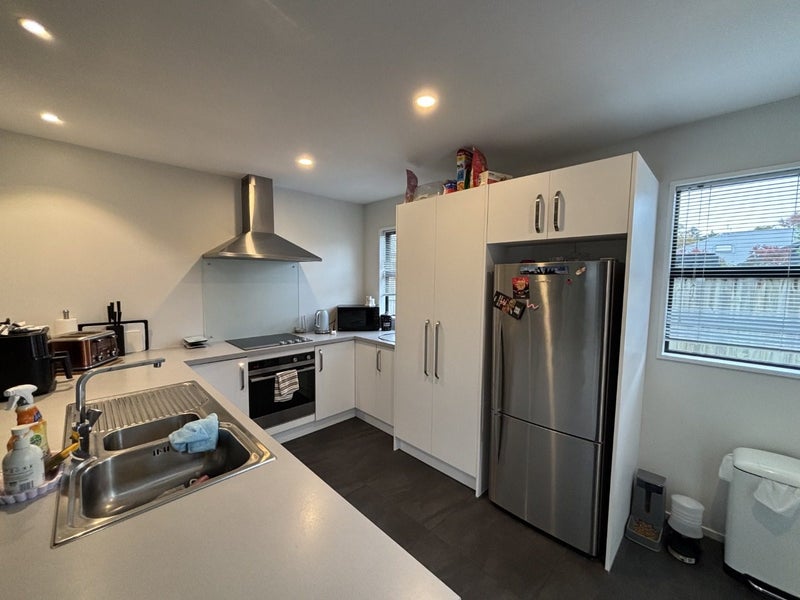 8/34 John Campbell Crescent, Hillmorton, Christchurch - Carousel 2