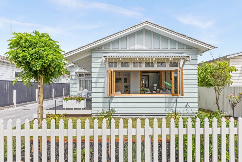 127 Waghorne Street, Ahuriri, Napier - Carousel 1