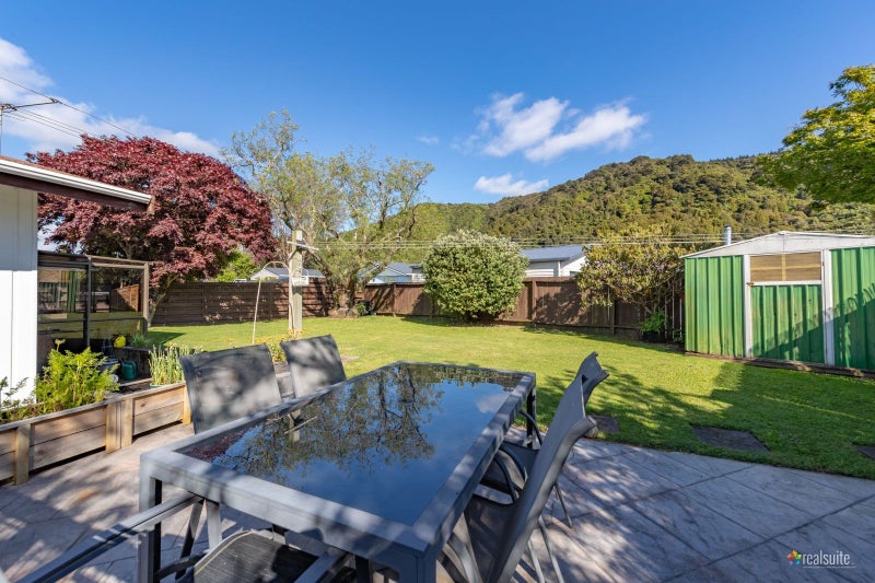 154 California Drive, Totara Park, Upper Hutt - Carousel 2