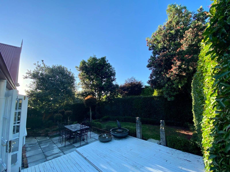 902A Mount Eden Road, Three Kings, Auckland - Carousel 2