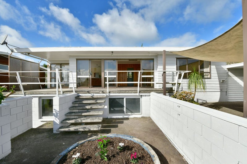 63 Tindalls Bay Road, Tindalls Beach, Whangaparaoa - Carousel 2