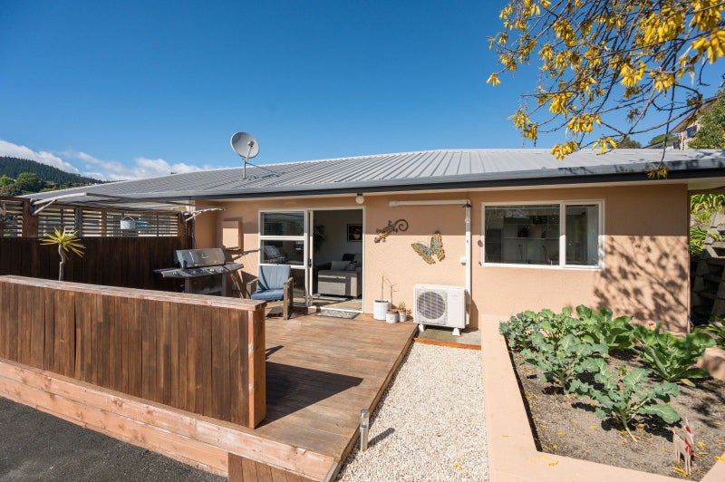 13 St Anne Place, Toi Toi, NELSON - Carousel 1