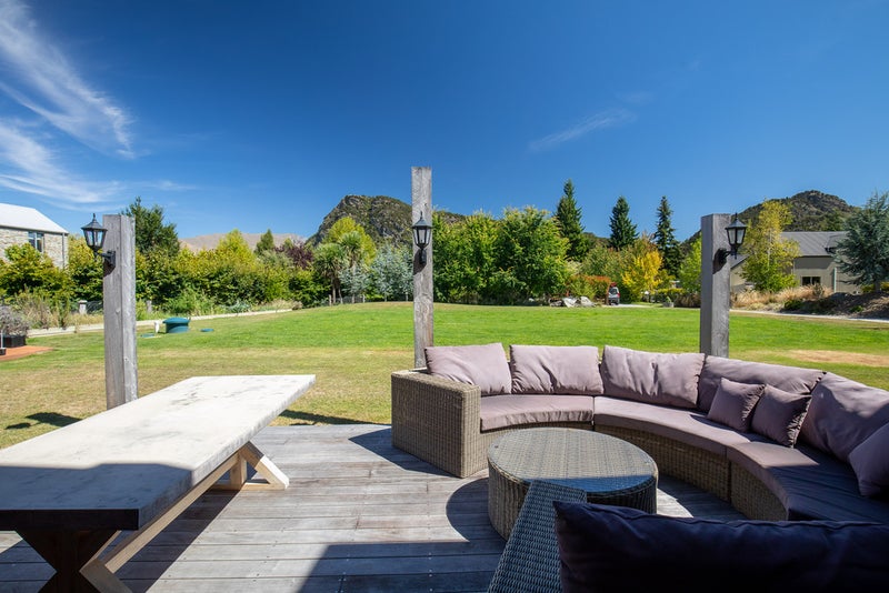 10 Sandys Lane, Wanaka - Carousel 26