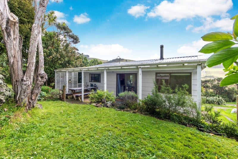 202 Bethells Road, Te Henga / Bethells Beach - Carousel 19