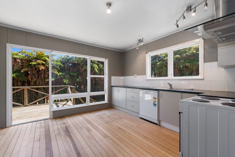 37 Rutland Street, Utuhina, Rotorua - Carousel 2