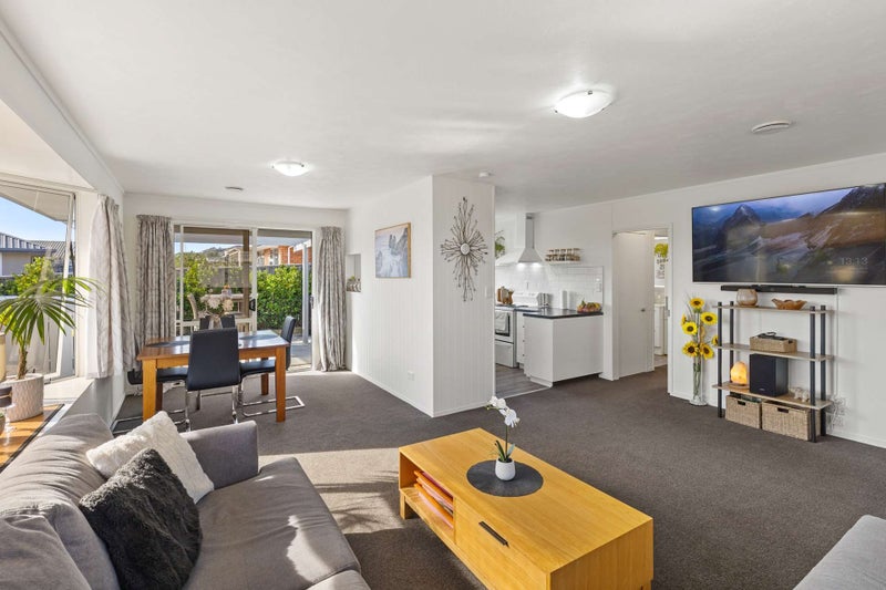 15A Vining Crescent, Stoke, Nelson - Carousel 2