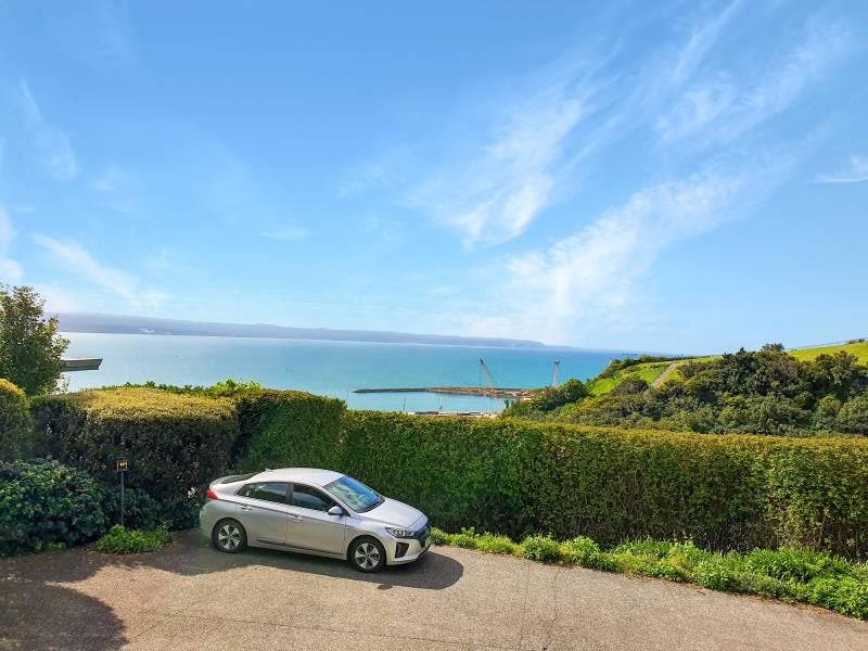 5A Seapoint Road, Bluff Hill, Napier - Carousel 21