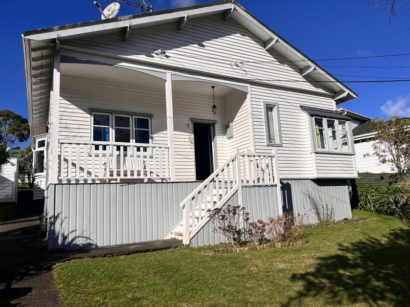 60 Ottawa Road, Ngaio, Wellington - Carousel 1