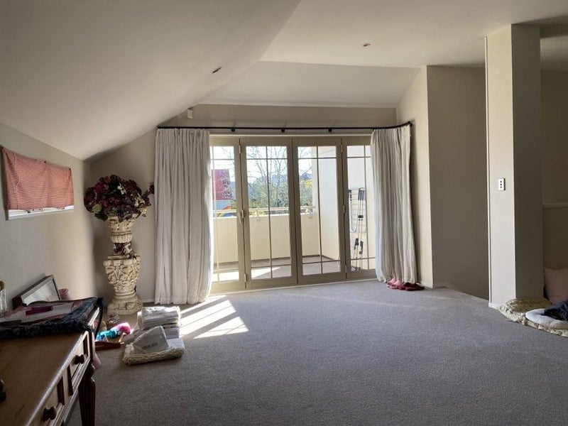 23B Palmerston Street, Hamilton Central, Hamilton - Carousel 2