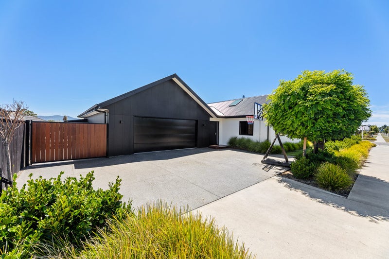 34 Spitfire Drive, Burleigh, Blenheim - Carousel 29