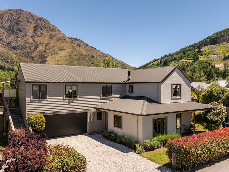 20 Amber Close, Arthurs Point, Queenstown - Carousel 1