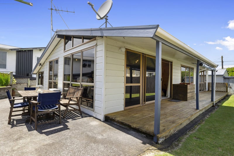 11 Hua Street, Bell Block, New Plymouth - Carousel 2