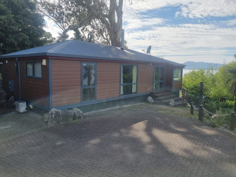 187 Kawaha Point Road, Kawaha Point, Rotorua - Carousel 1