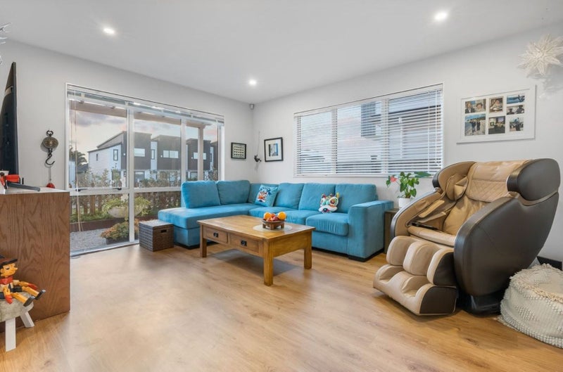 8 Camp X Place, Whenuapai, Auckland - Carousel 2
