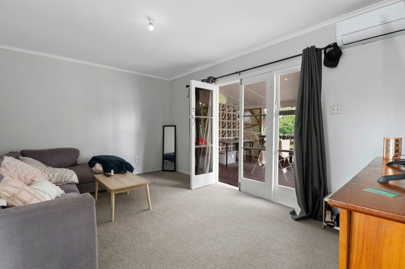 4 Cooper Avenue, Holdens Bay, Rotorua - Carousel 2