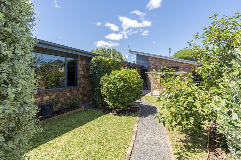 1 San Clemento Way, Rototuna, Hamilton - Carousel 34