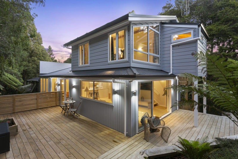 1/24 Ridgewood Crescent, Birkenhead, Auckland - Carousel 2