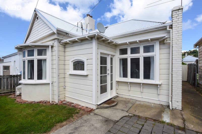 36 Fitzroy Street, Caversham, Dunedin - Carousel 1