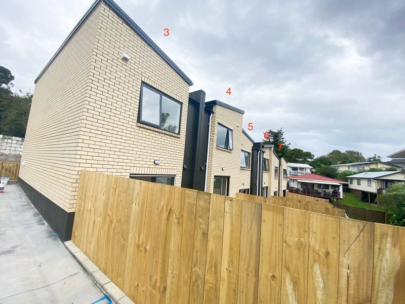 6/20 Peach Road, Glenfield, Auckland - Carousel 1