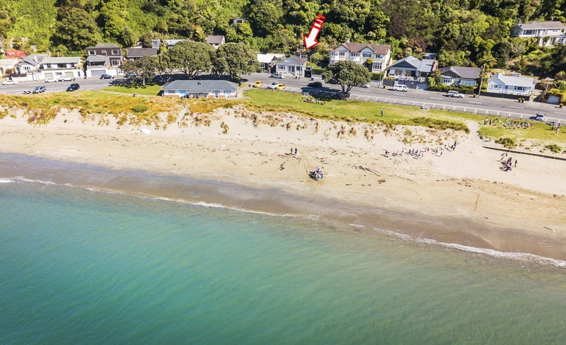 213 Marine Parade, Seatoun, Wellington - Carousel 1
