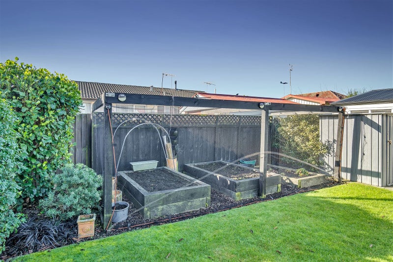 16 Trevor Street, Hornby, Christchurch - Carousel 19