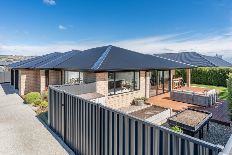 211 Wingatui Road, Mosgiel, Mosgiel - Carousel 1