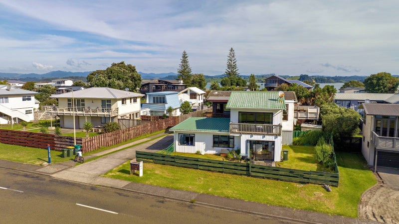 298A Ocean Road, Ōhope - Carousel 2