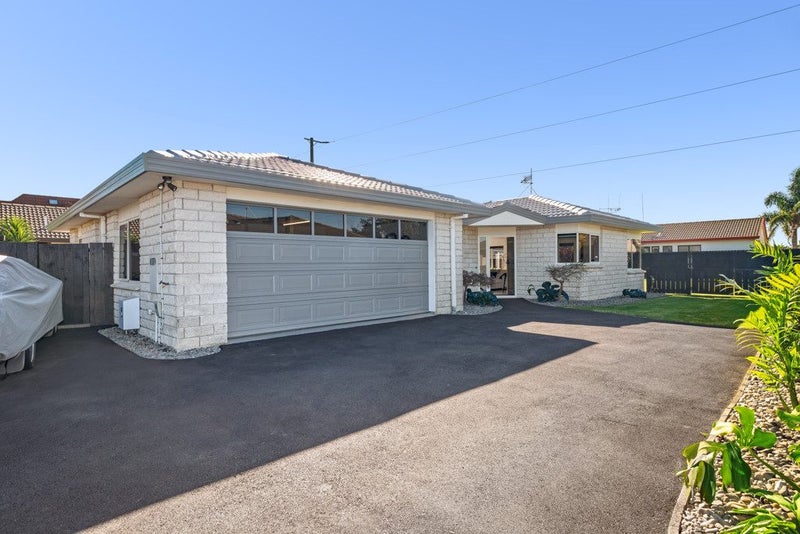 22 Azalea Dell, Mount Maunganui, Mount Maunganui - Carousel 24