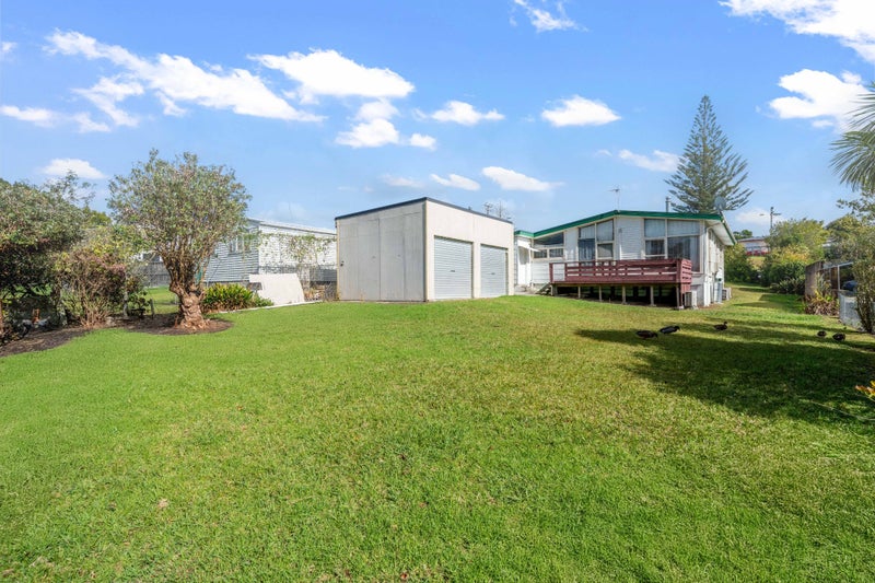 35 Beaubank Road, Kelston, Auckland - Carousel 2