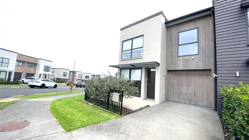 45 Matairangi Avenue, Totara Heights, Auckland - Carousel 14