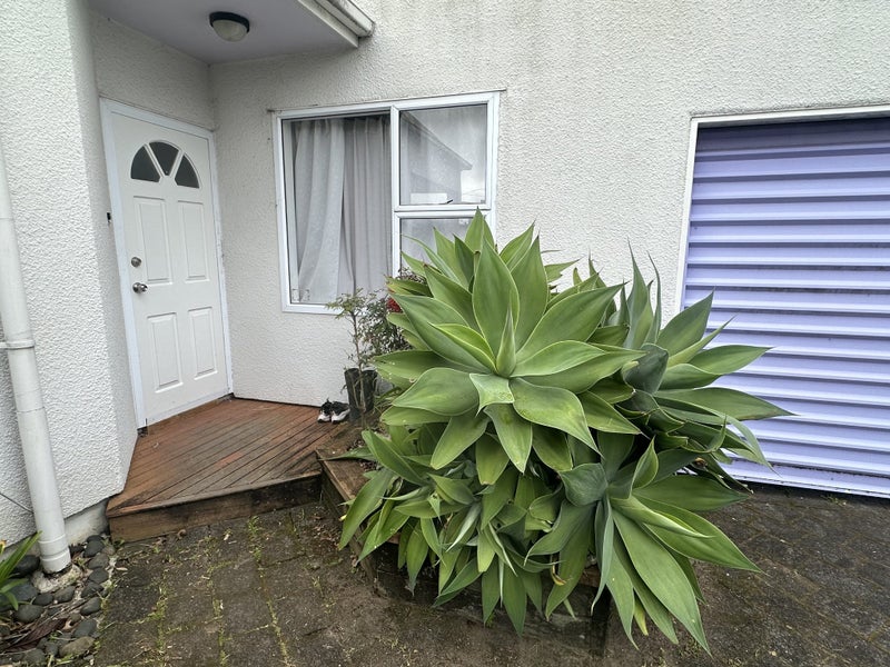 2/11 Richard Avenue, Bucklands Beach, Auckland - Carousel 2