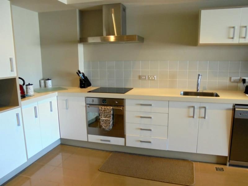 8D/245 Wakefield Street, Te Aro, Wellington - Carousel 2