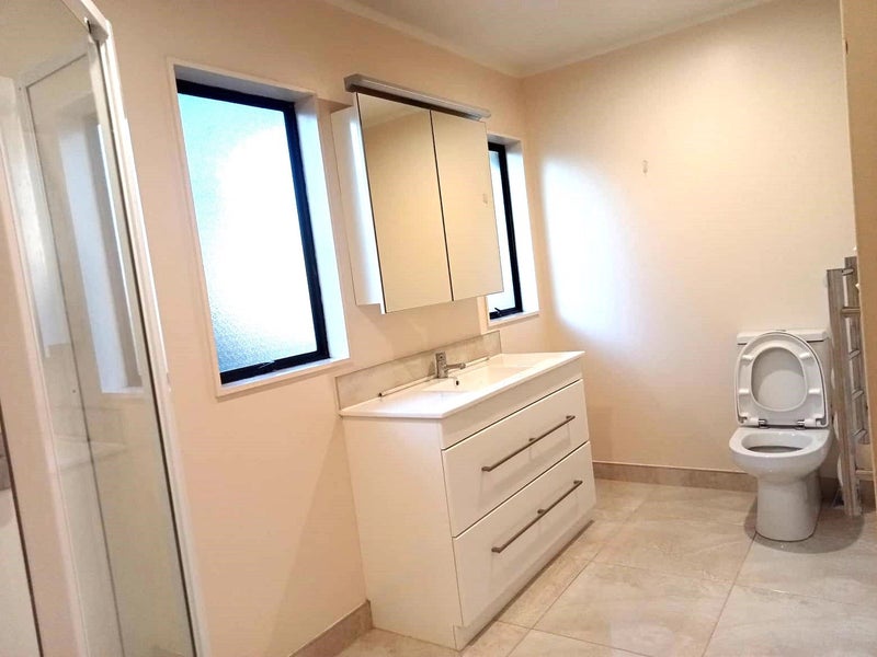 22 Raphael Place, West Harbour, Auckland - Carousel 15