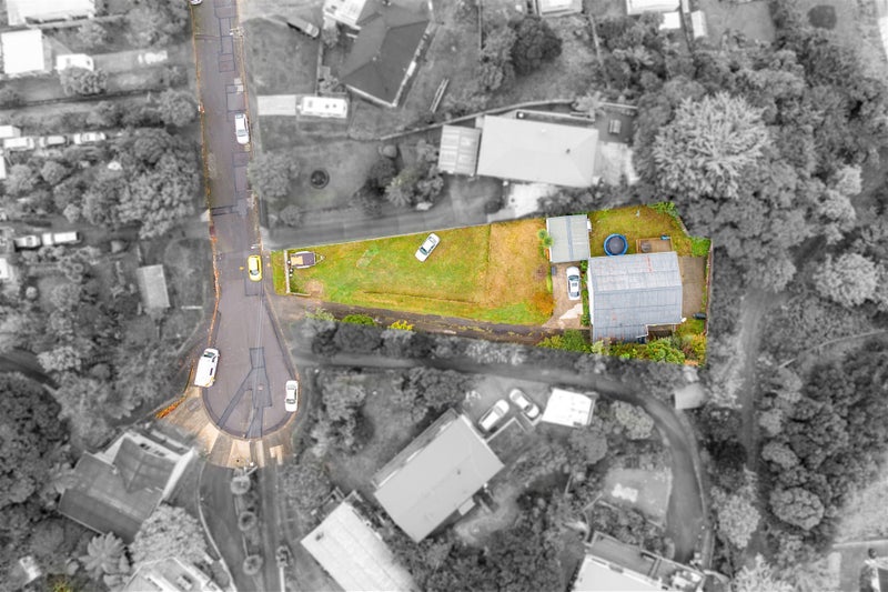 15 Davis Grove, Wainuiomata, Lower Hutt - Carousel 1