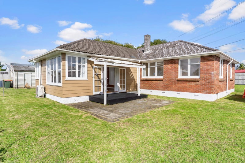70A Bairds Road, Otara, Auckland - Carousel 1
