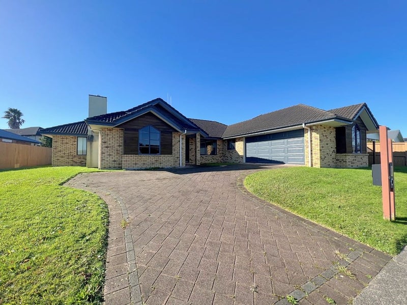 63 Saint James Drive, Huntington, Hamilton - Carousel 17